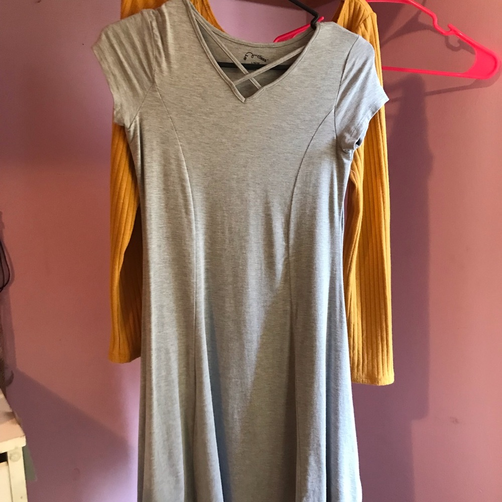 gray dress